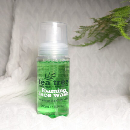 فوم شستشوی صورت tea tree
