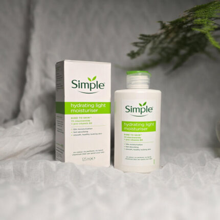 کرم آبرسان و مرطوب کننده سیمپل